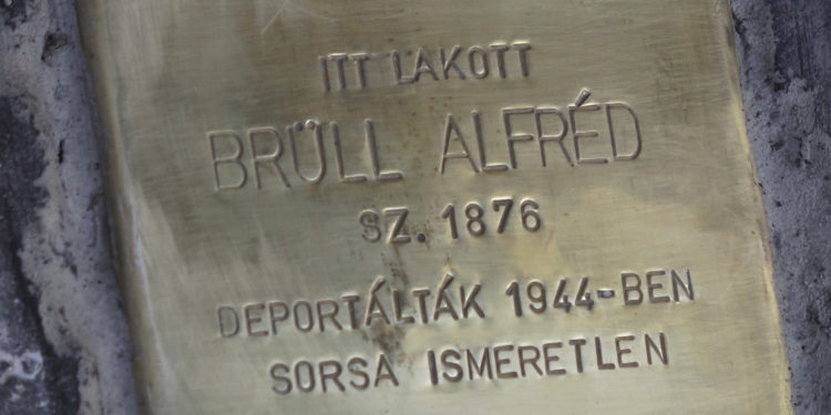 Brüll Alfréd botlatókő avatása
