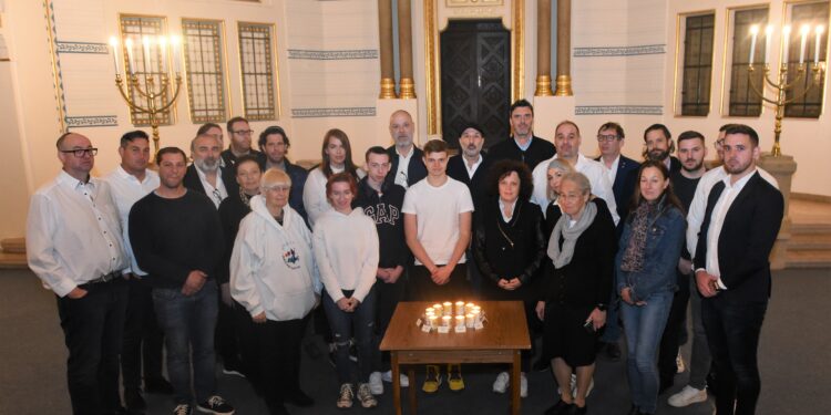 Jom Hasoa emléknapja